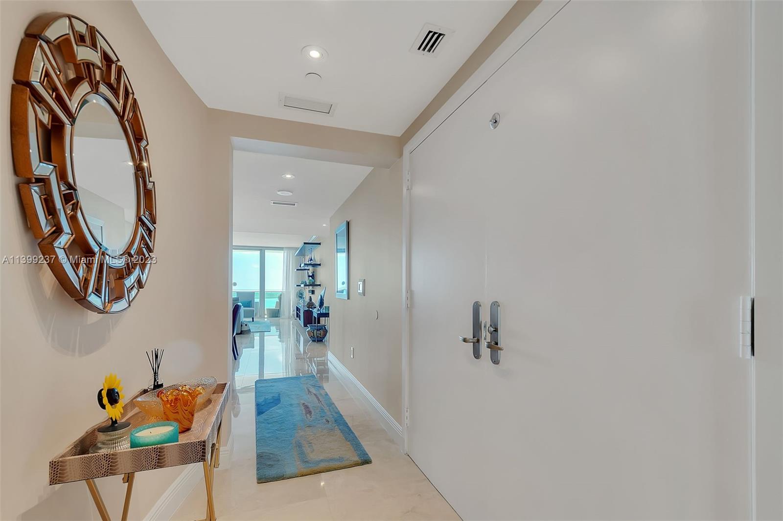 JADE RESIDENCES AT BRICKE - Residential