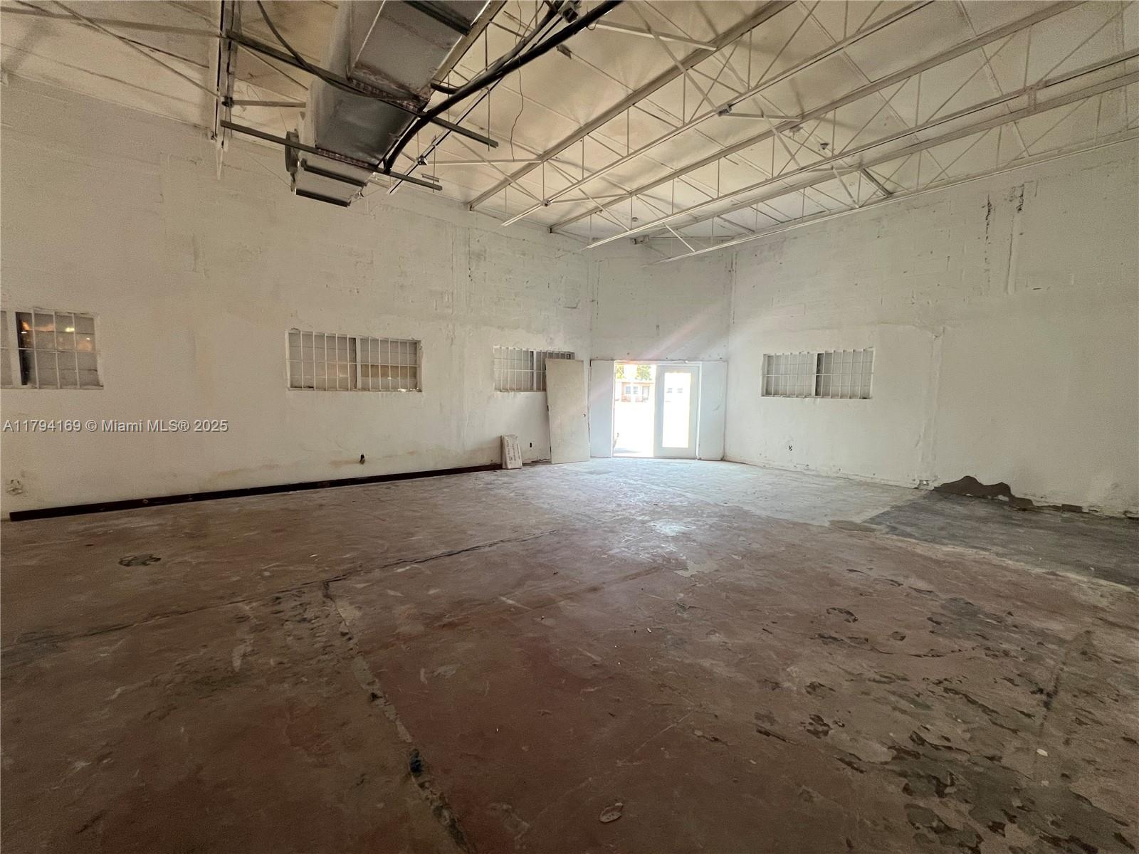 1325 E 10th Ave 1