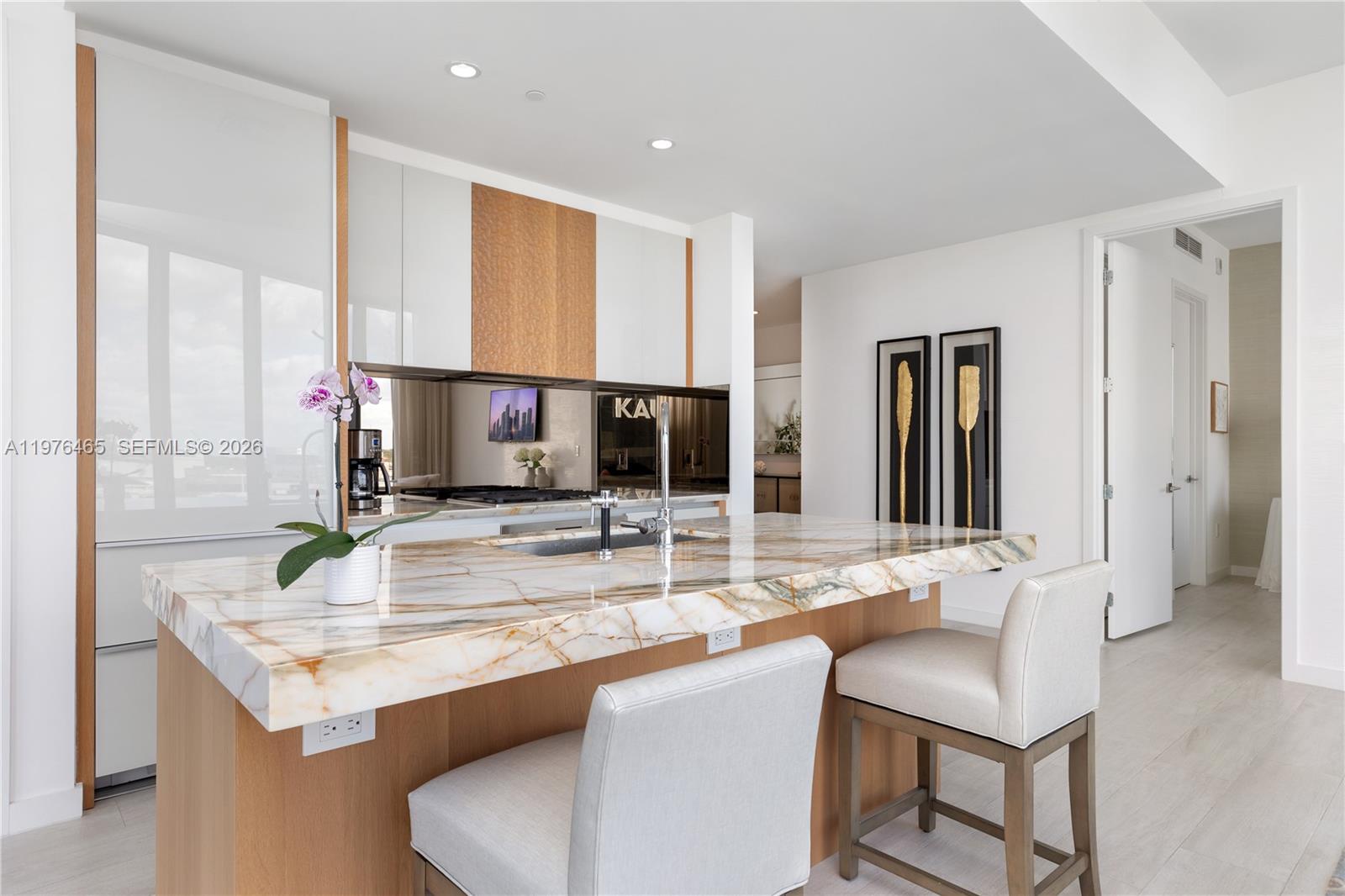 CLUB RESIDENCES AT PARK G - Residential