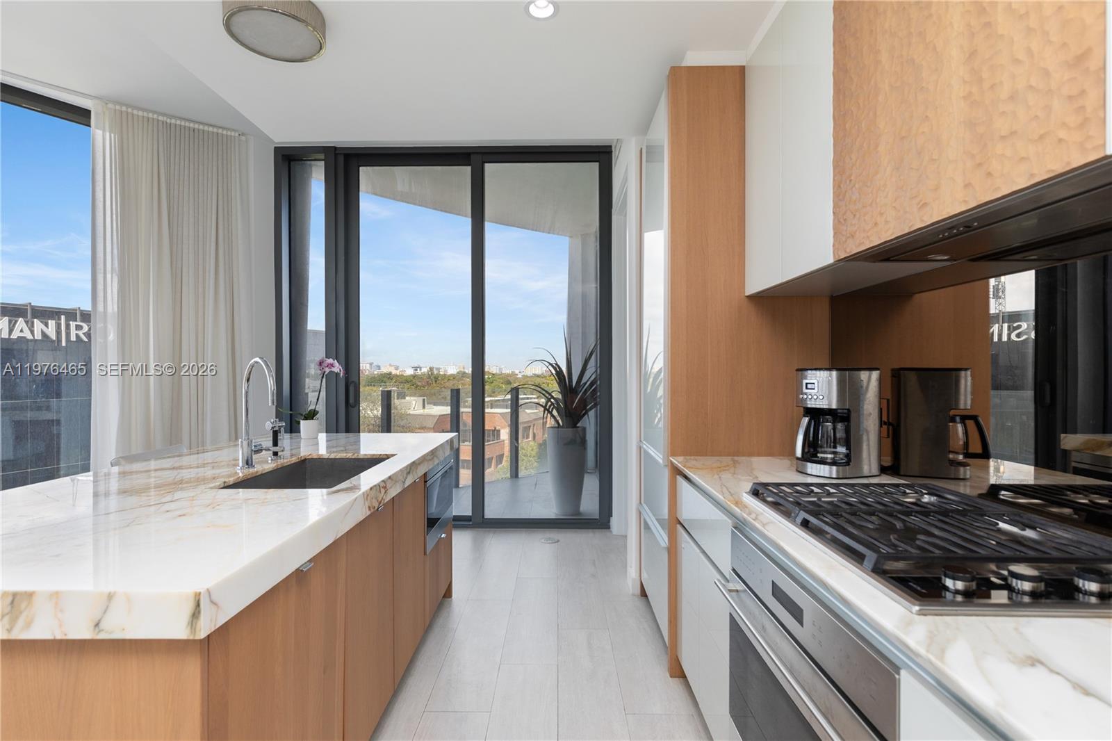 CLUB RESIDENCES AT PARK G - Residential