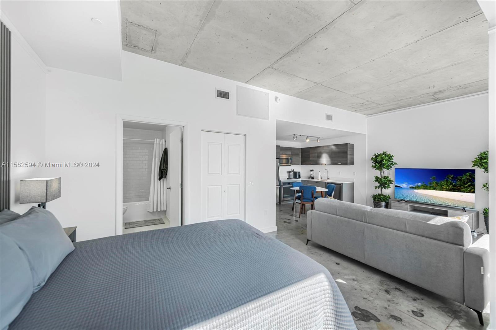 CENTRO CONDO - Residential