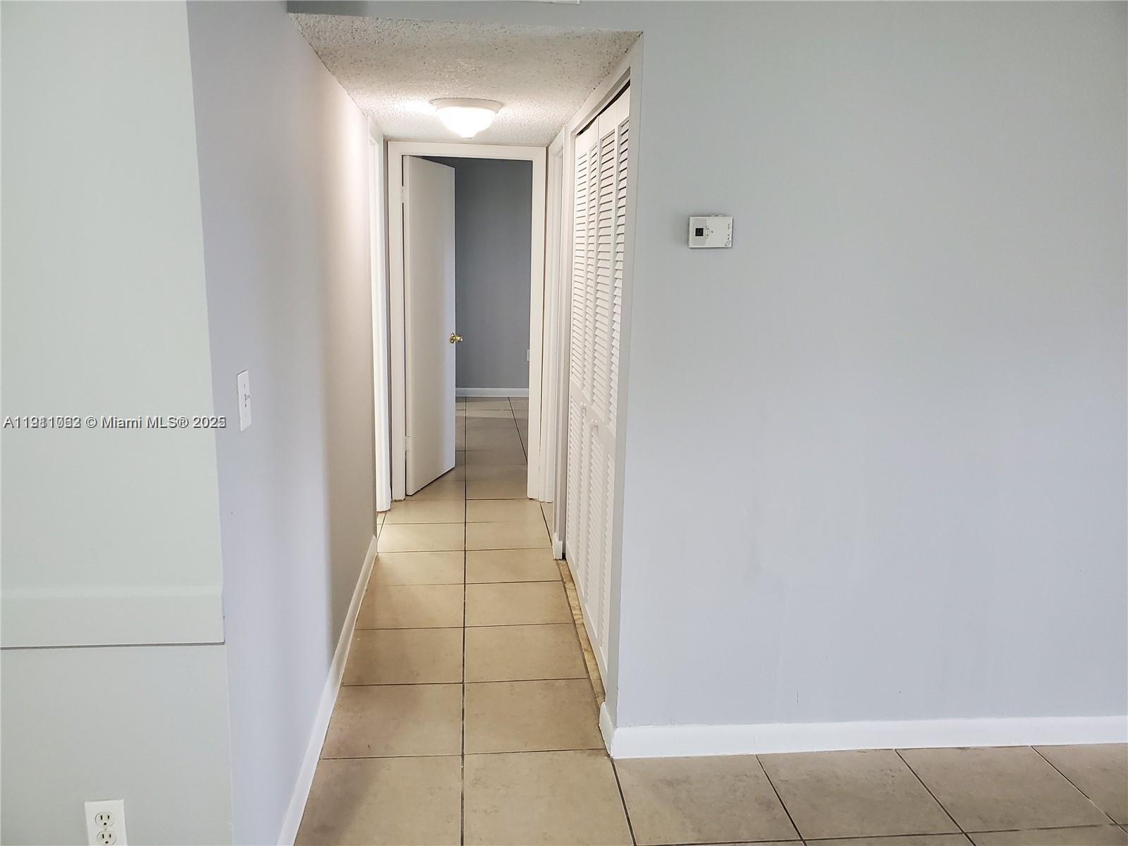 THE FOUNTAINS OF FONTAINE - Residential Lease