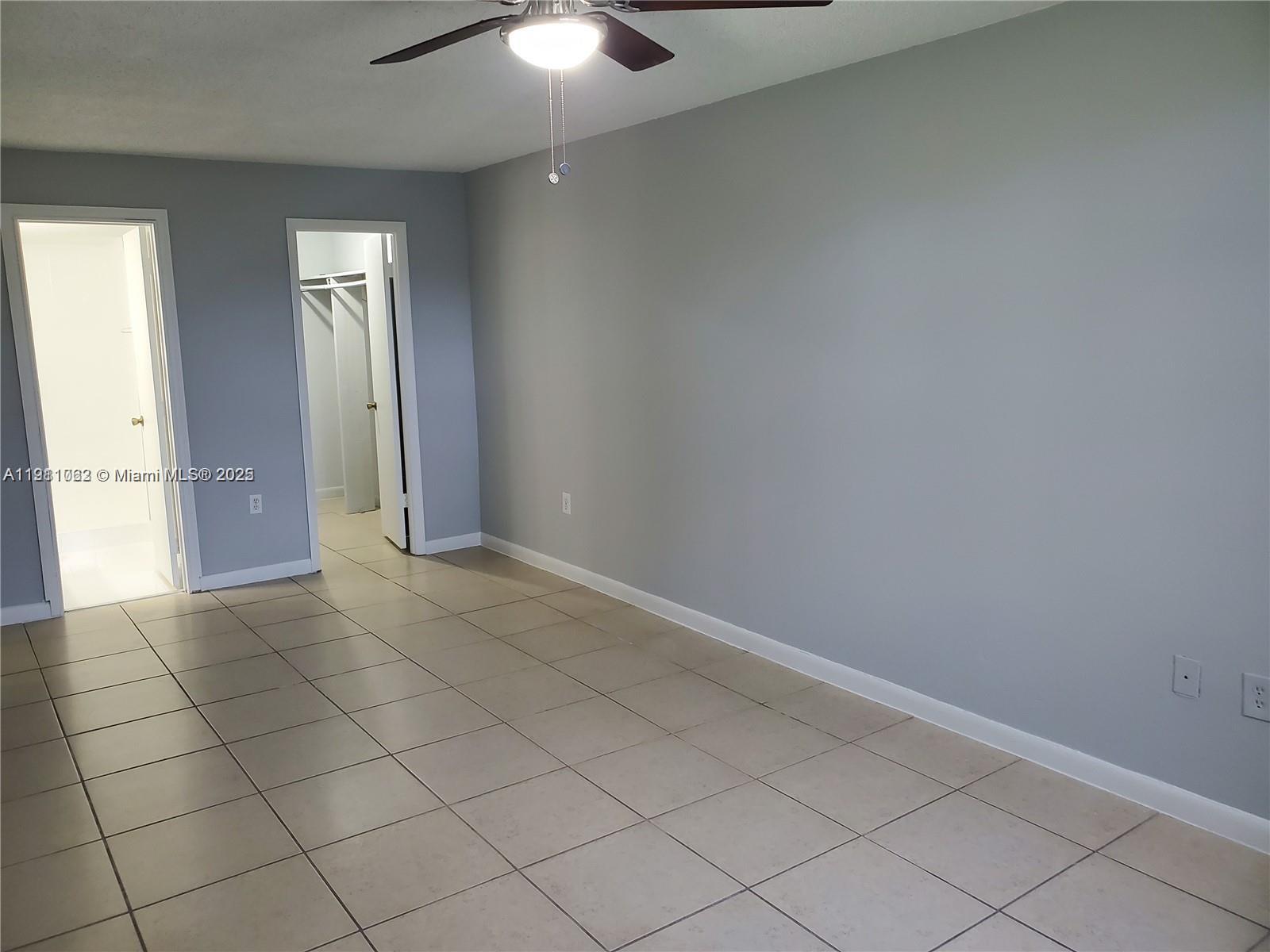 THE FOUNTAINS OF FONTAINE - Residential Lease