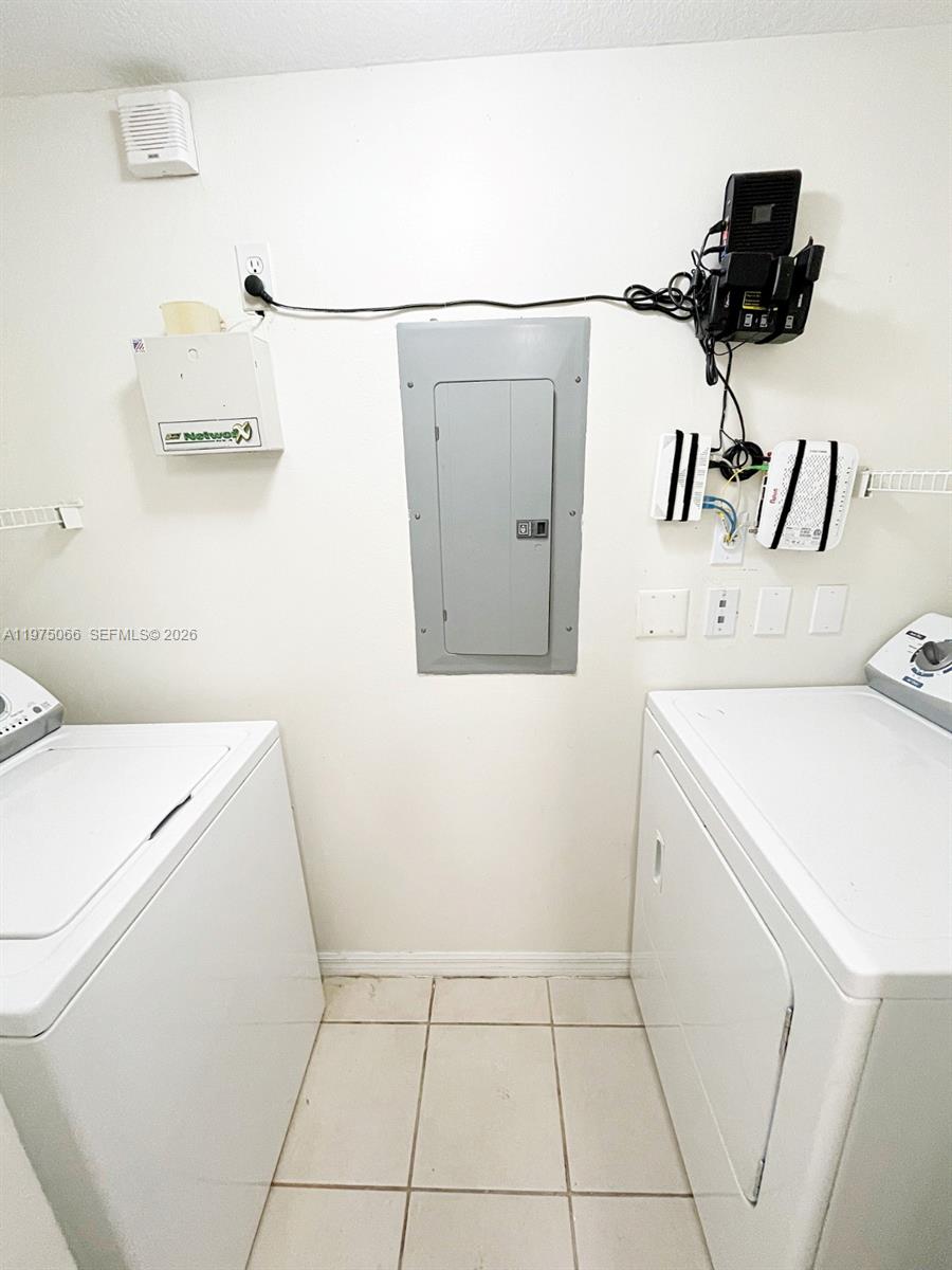 EMERALD ISLE AT LAGUNA LAK - Residential