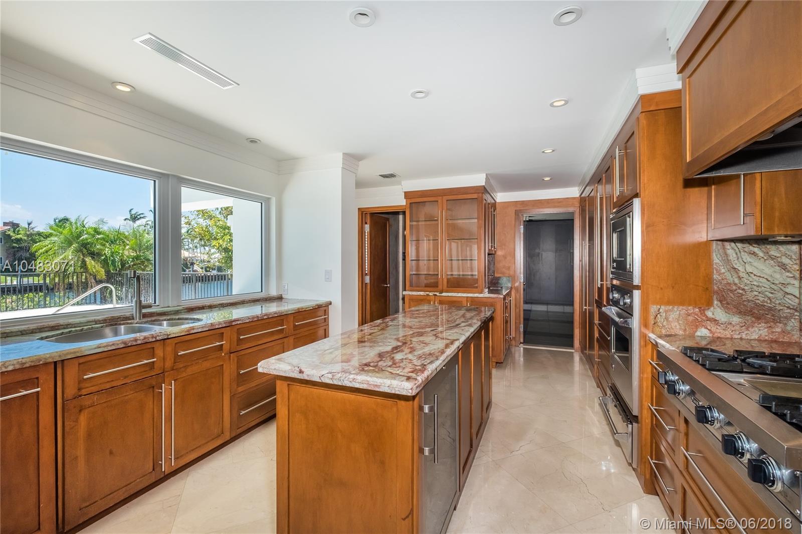 CORAL BAY SEC B - Residential