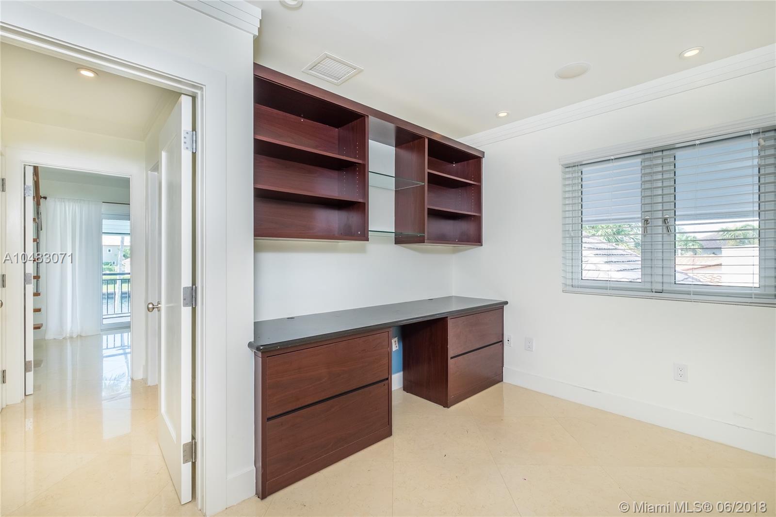 CORAL BAY SEC B - Residential