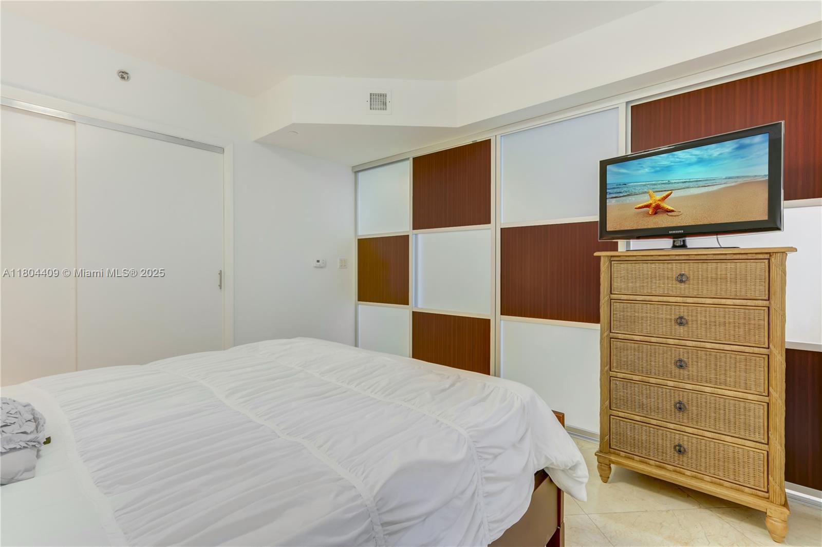 BEACH CLUB TWO - Residential