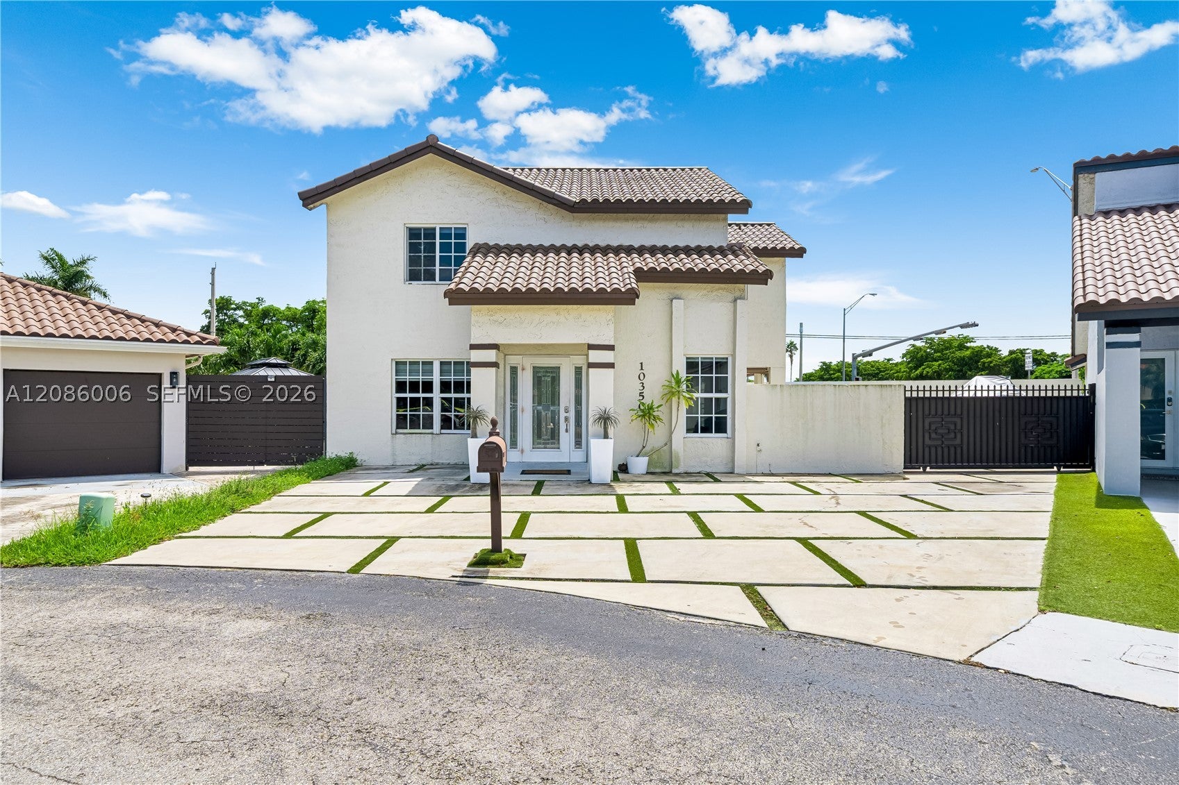 10350 SW 136th Ct