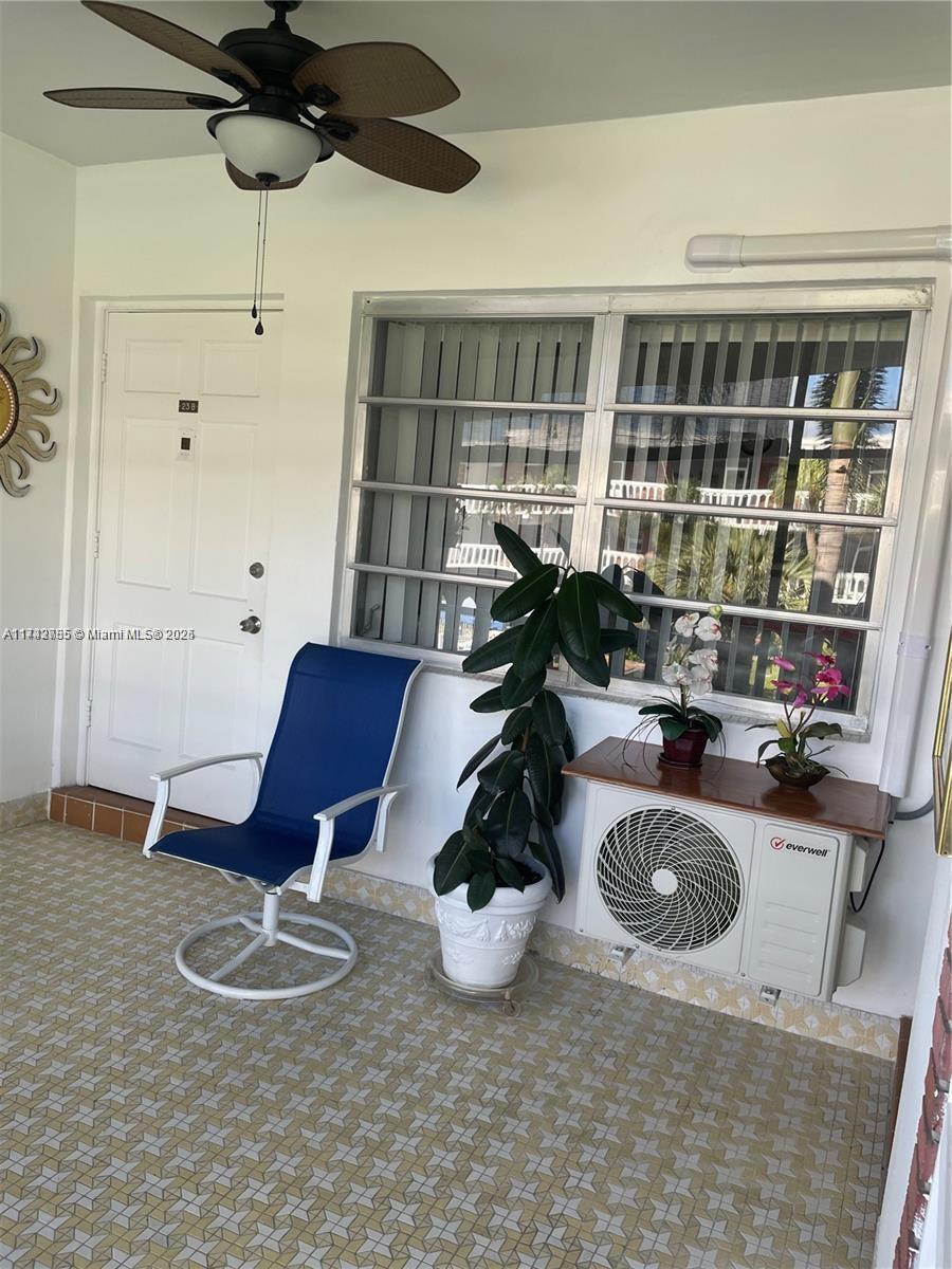 ELDORADO PLAZA EAST CONDO - Residential