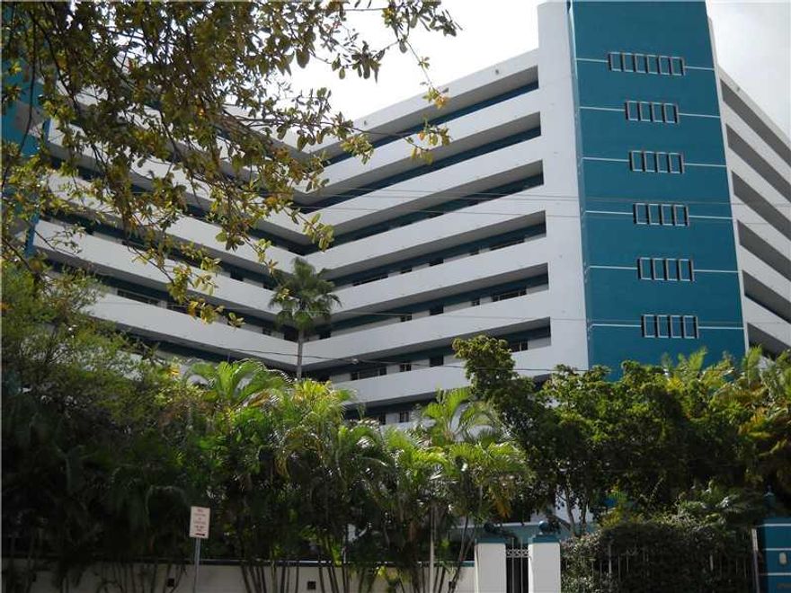 2 bedroom 2 bath condo remodeled Master bath, Washer/Dryer in unit .  Condo set on the water -Miami River- with the park in the background. Watch the boats go by from your balcony. Property being sold As Is with right to inspect. Easy to Show.
