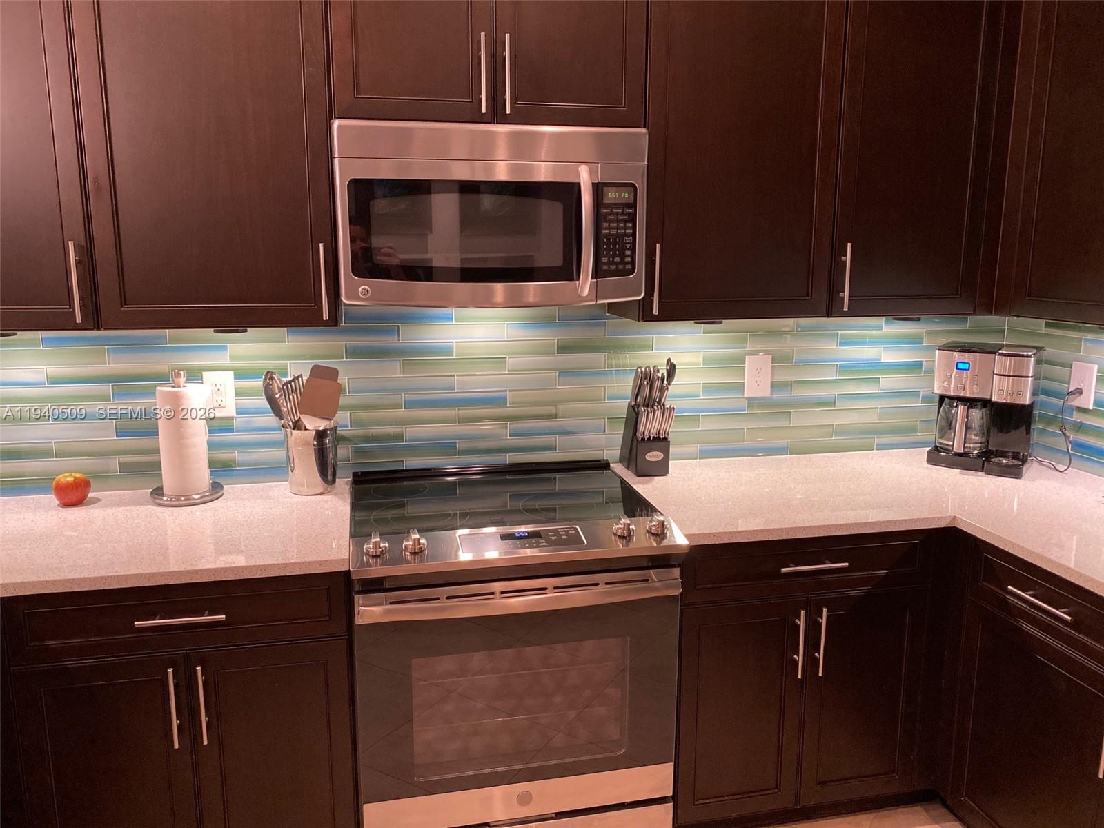 BOTANICA - Residential