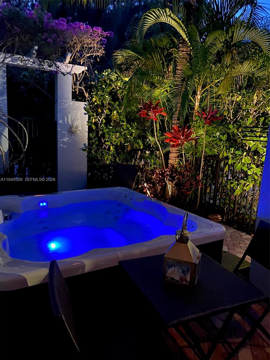 BOTANICA - Residential