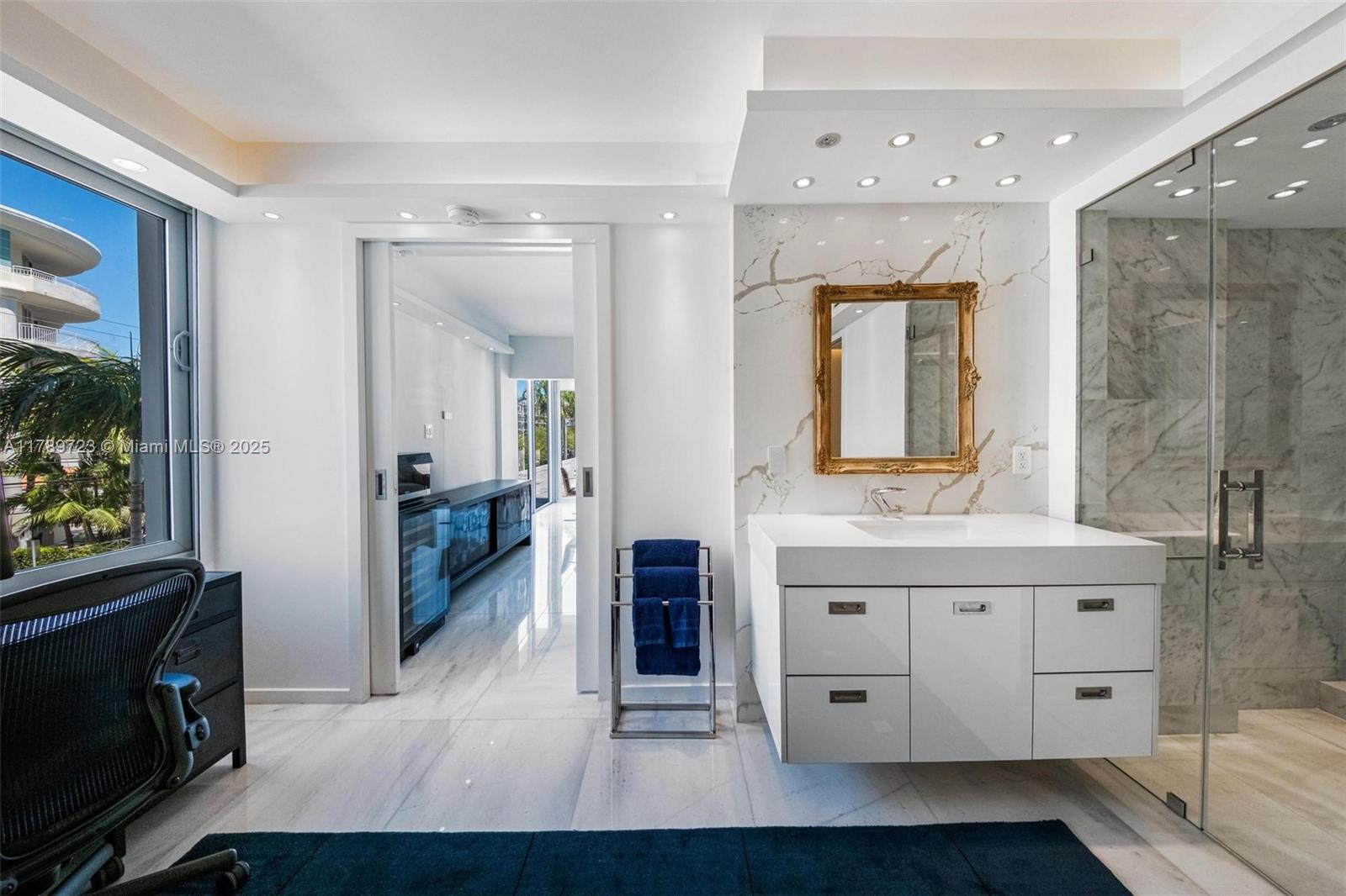 BELLE ISLE - Residential