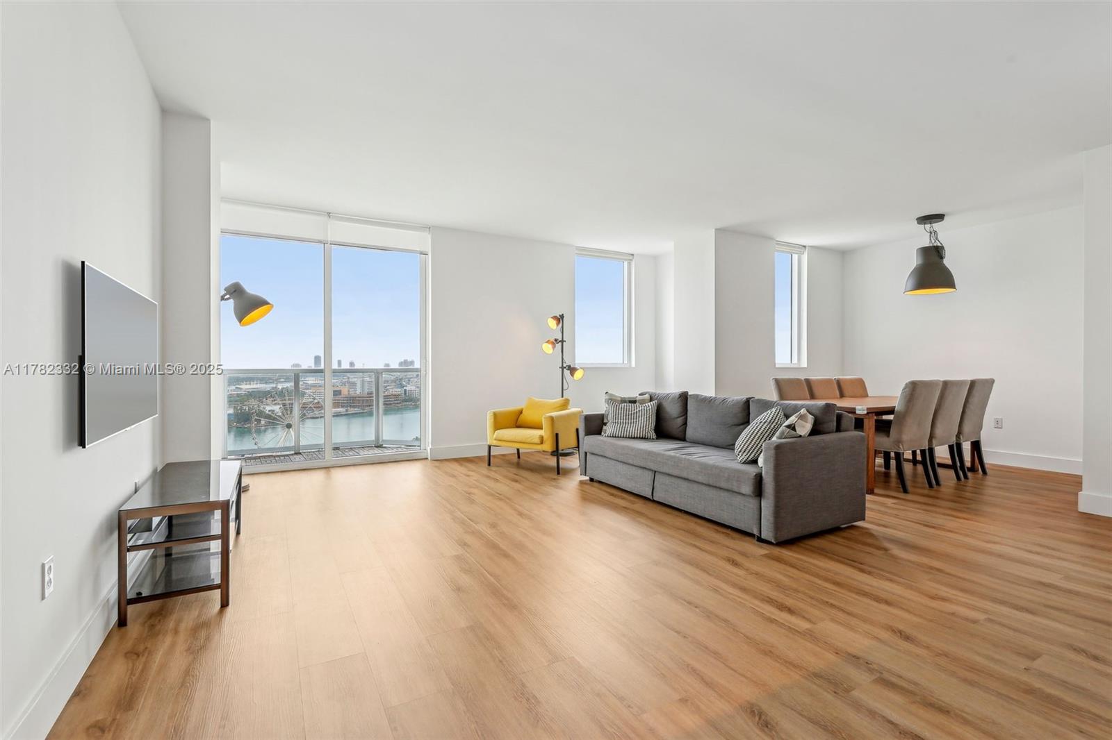 Rental Property at 244 Biscayne Blvd 2203, Miami, Broward County, Florida - Bedrooms: 3 
Bathrooms: 3  - $5,200 MO.