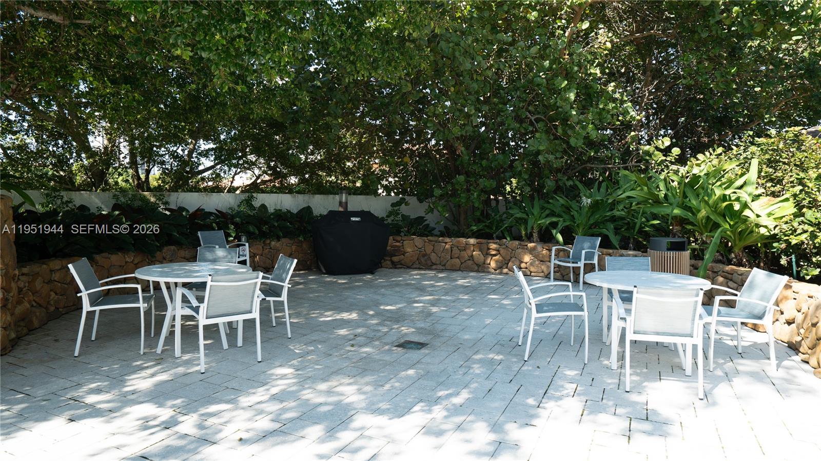 THE TOWERS OF QUAYSIDE CO - Residential