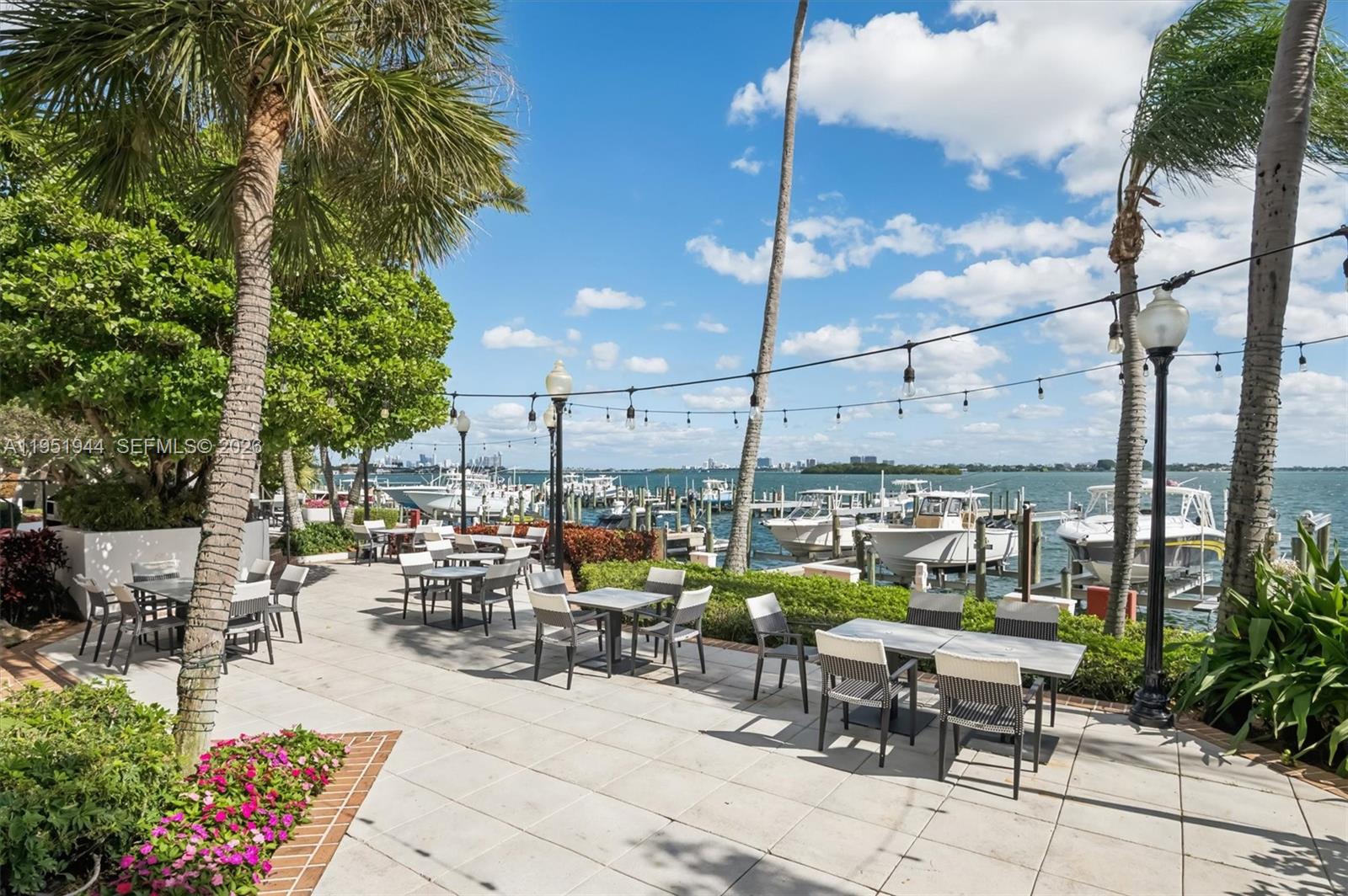 THE TOWERS OF QUAYSIDE CO - Residential