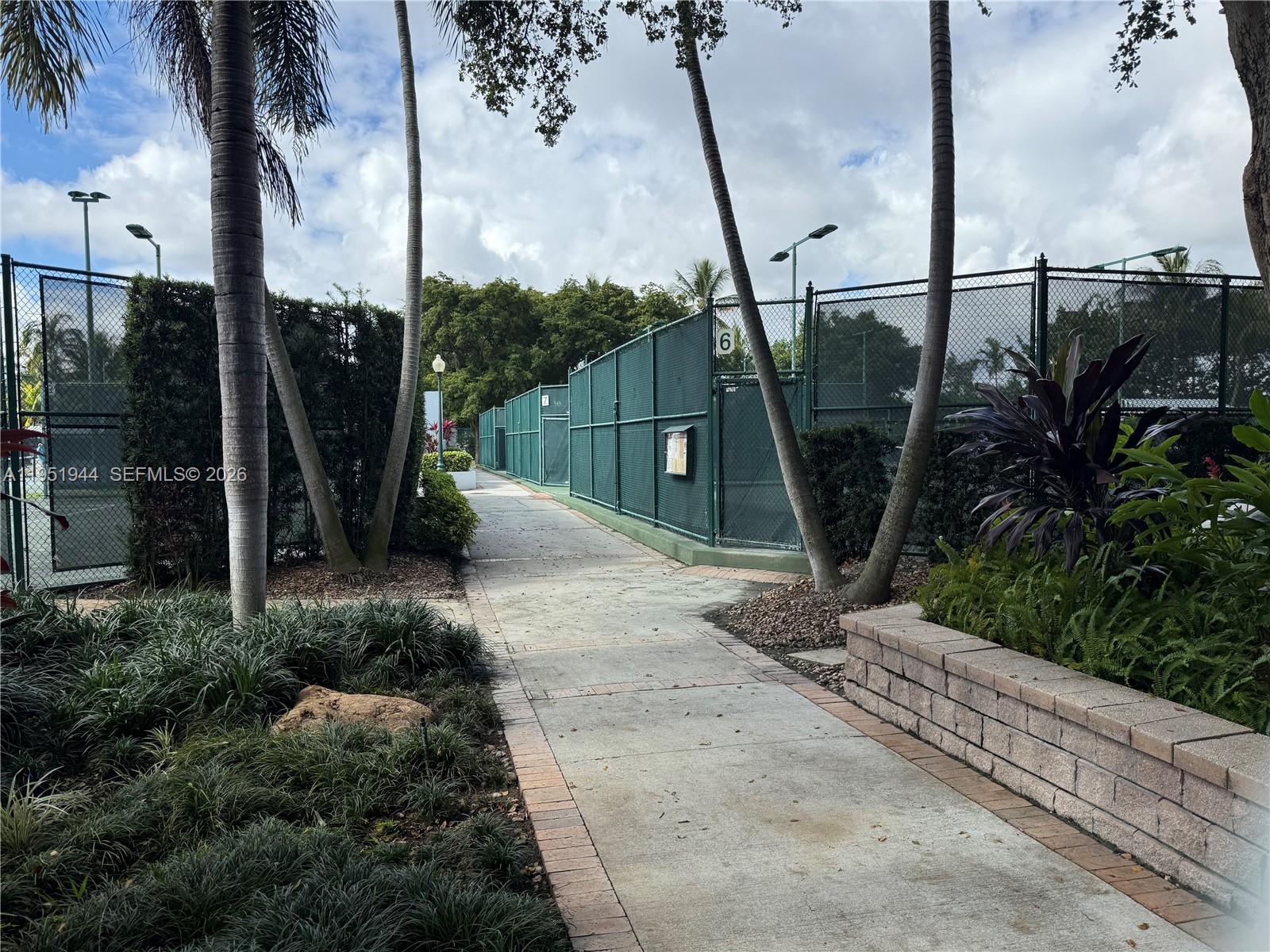 THE TOWERS OF QUAYSIDE - Residential