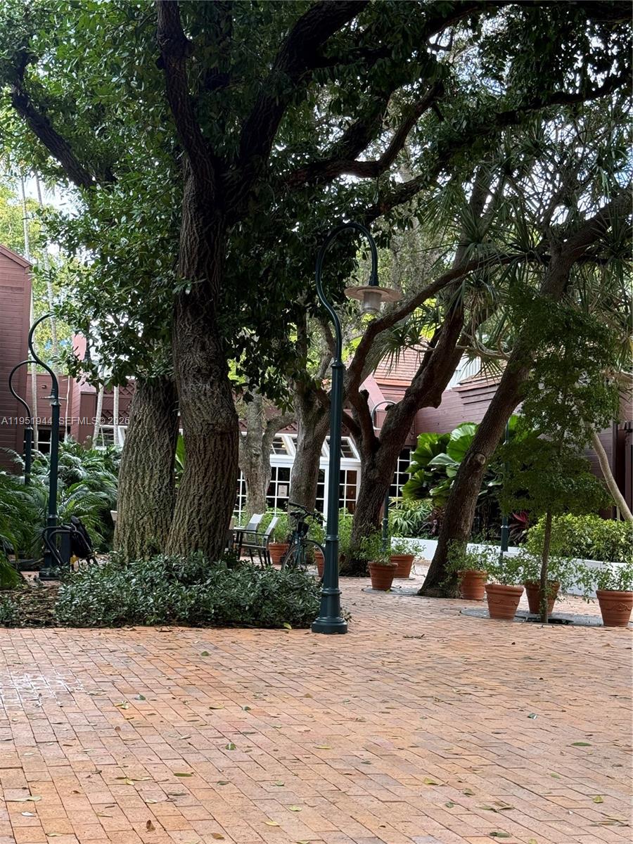 THE TOWERS OF QUAYSIDE - Residential