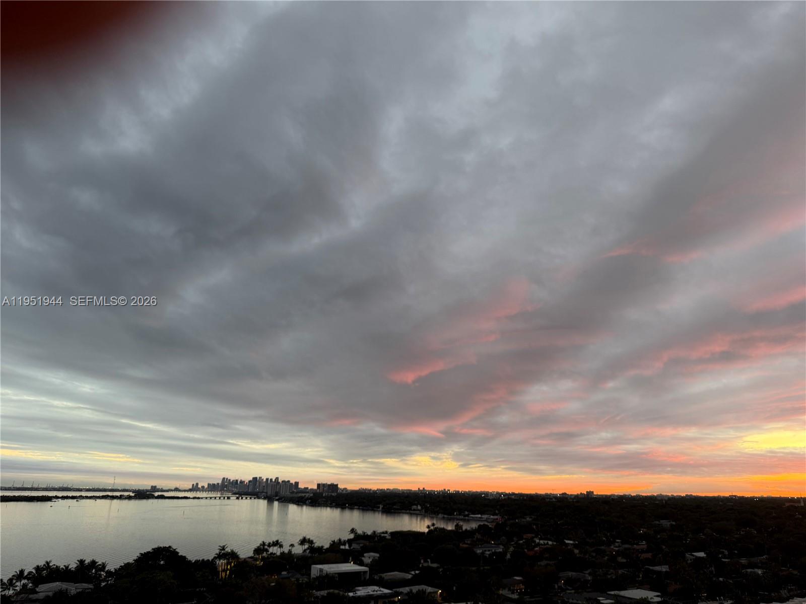 4000 Towerside Ter 1704