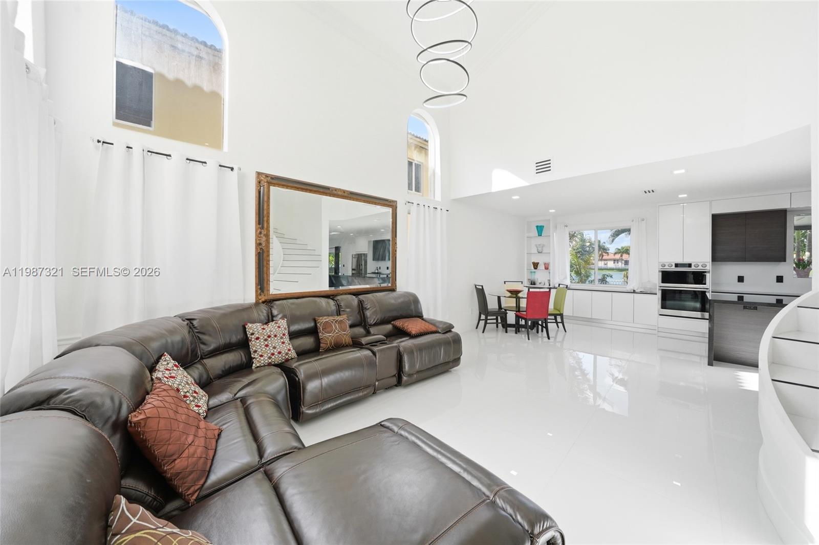 FLORIDIAN BAY ESTATES SOU - Residential