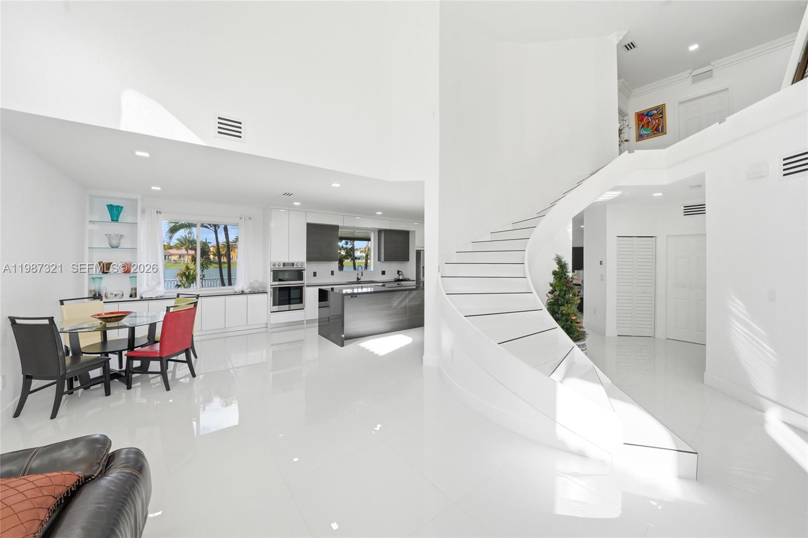 FLORIDIAN BAY ESTATES SOU - Residential