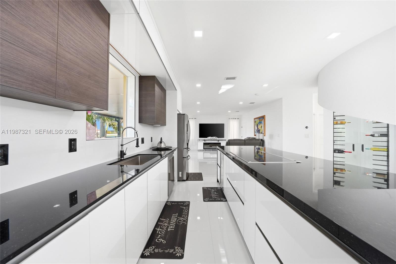 FLORIDIAN BAY ESTATES SOU - Residential