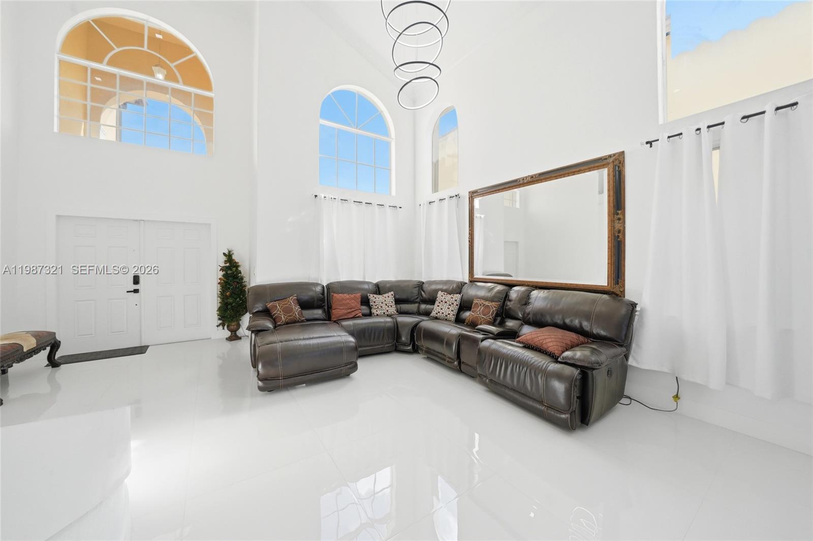 FLORIDIAN BAY ESTATES SOU - Residential