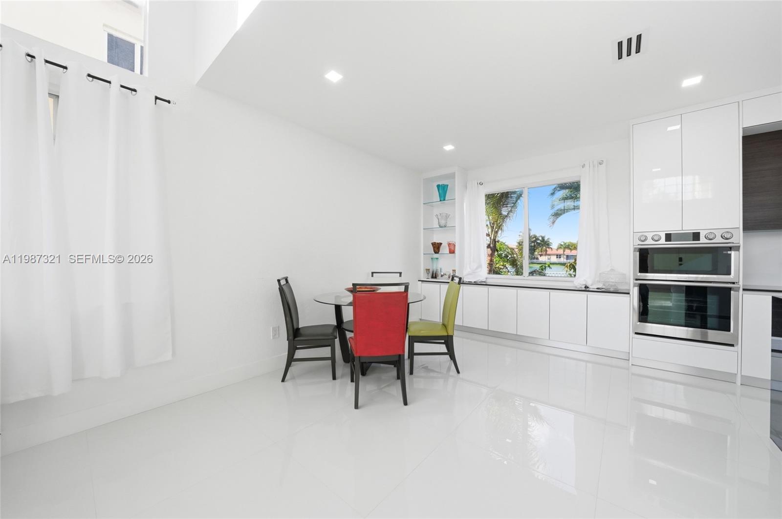 FLORIDIAN BAY ESTATES SOU - Residential