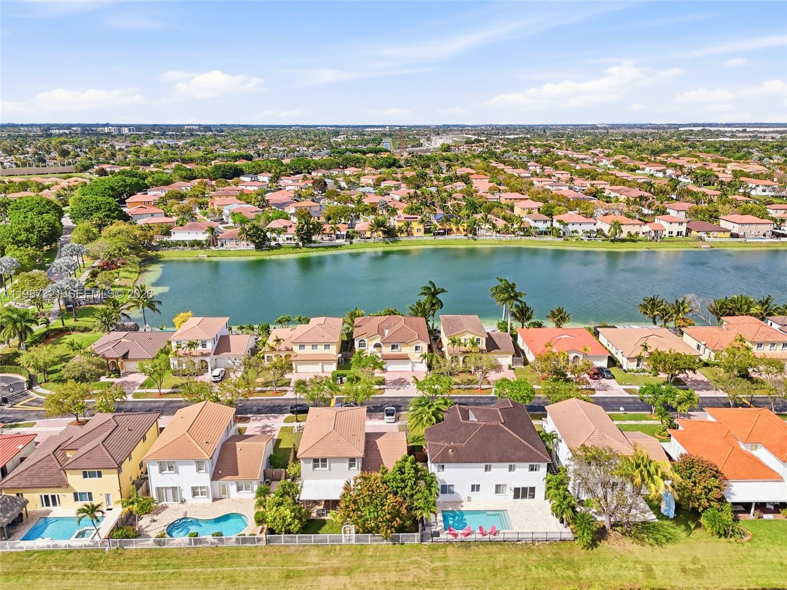 FLORIDIAN BAY ESTATES SOU - Residential