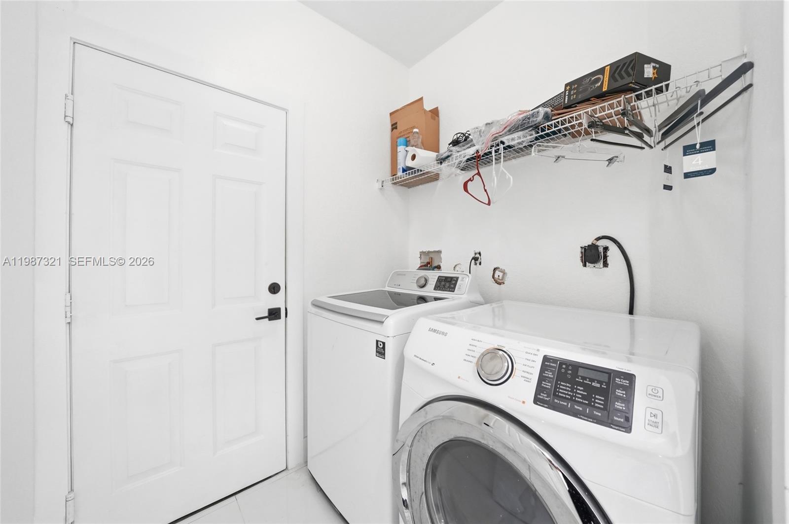 FLORIDIAN BAY ESTATES SOU - Residential