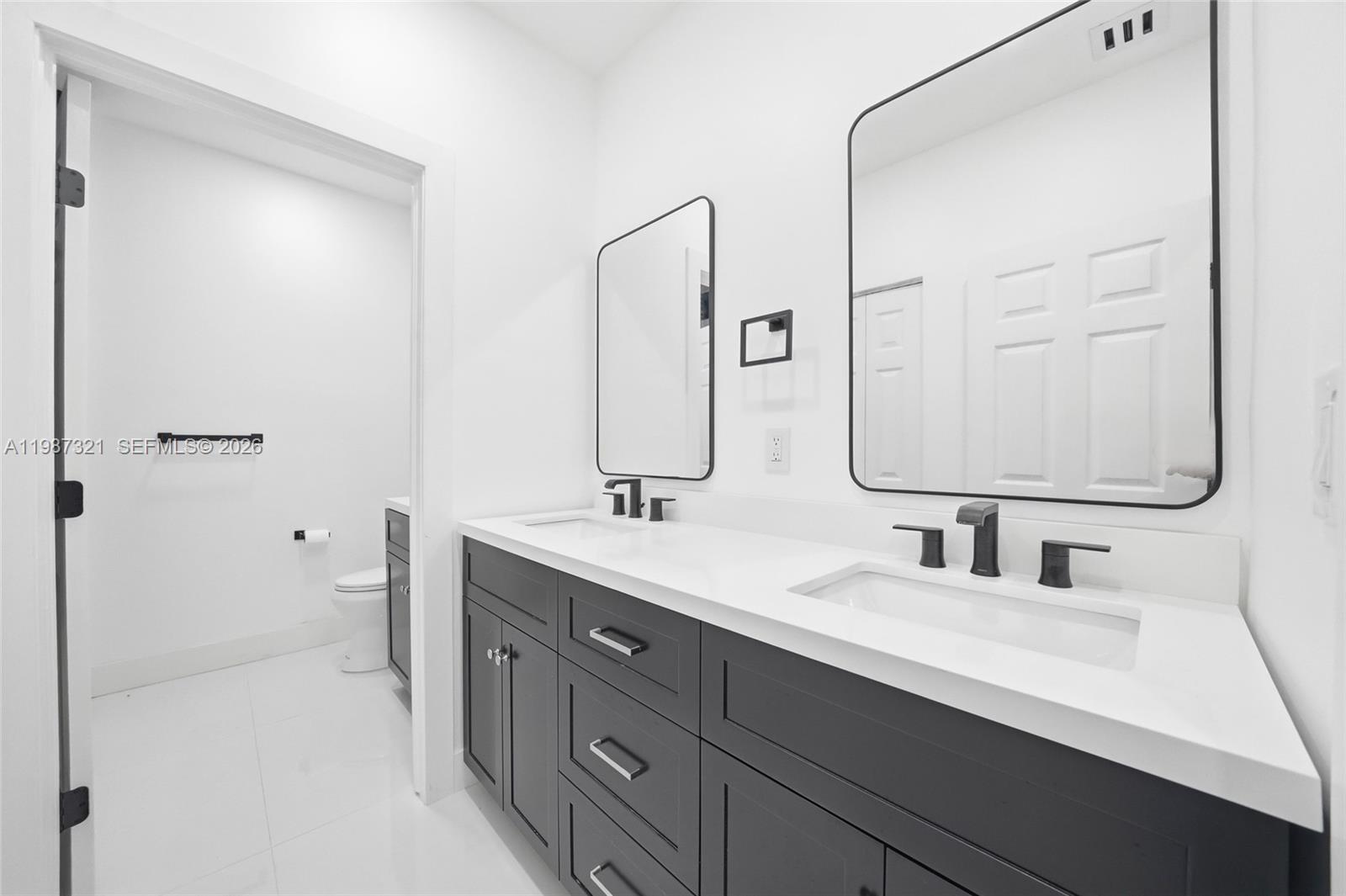 FLORIDIAN BAY ESTATES SOU - Residential