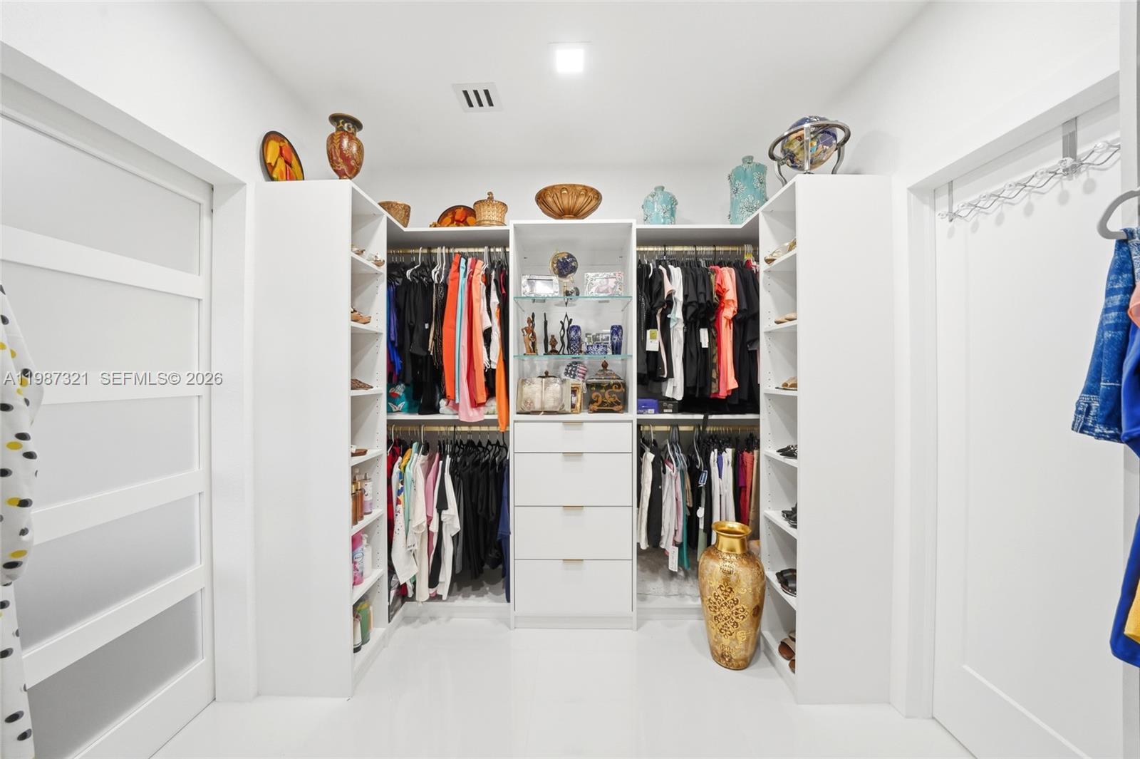 FLORIDIAN BAY ESTATES SOU - Residential