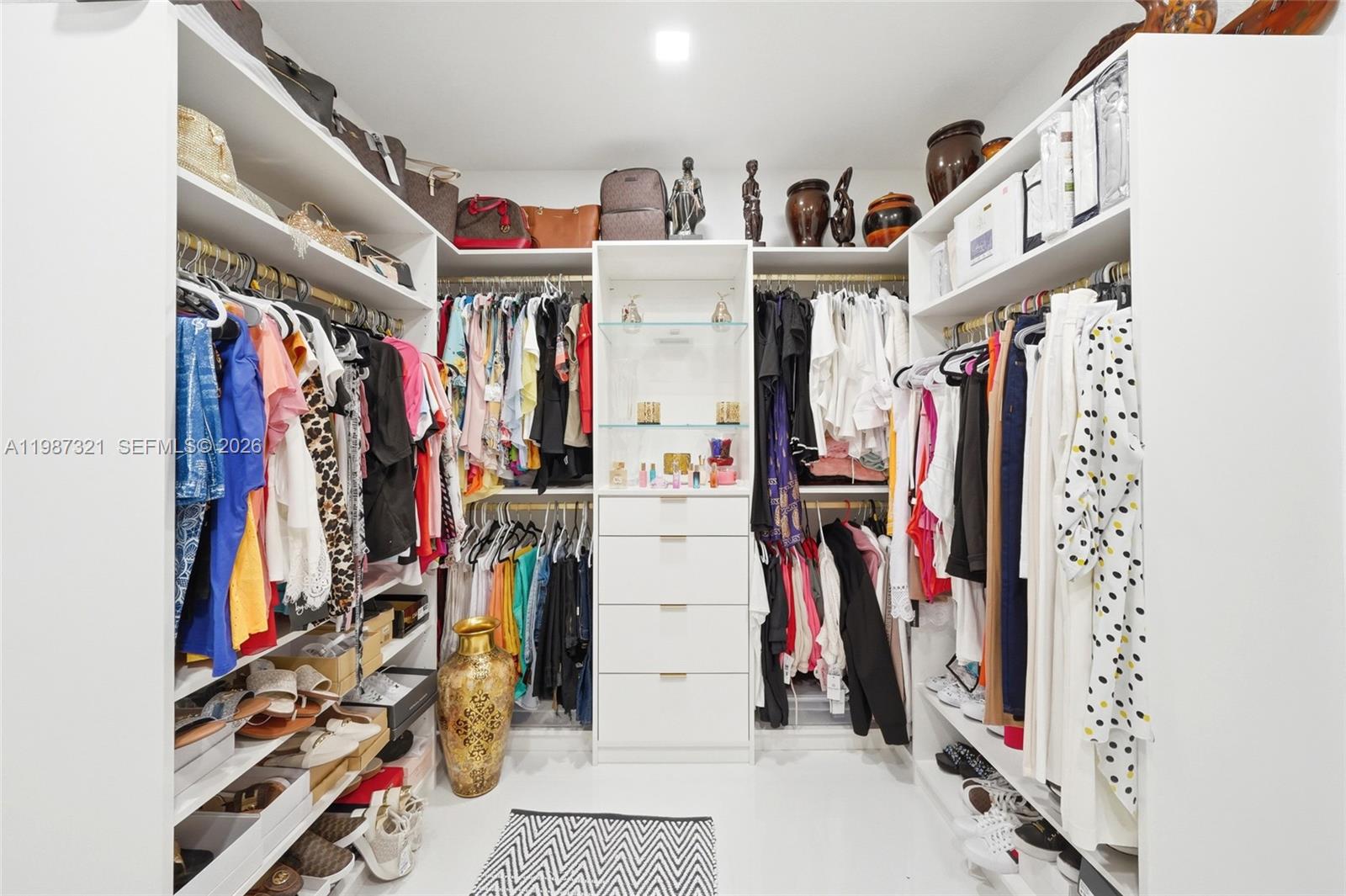 FLORIDIAN BAY ESTATES SOU - Residential