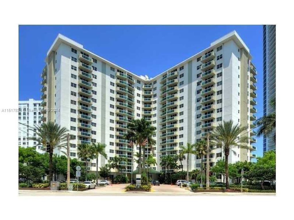 Photo of 3001 S Ocean Dr #1031, Hollywood, FL 33019 (MLS # A11517924)
