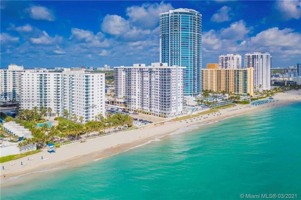 Photo of 3001 S Ocean Dr #1031, Hollywood, FL 33019 (MLS # A11517924)