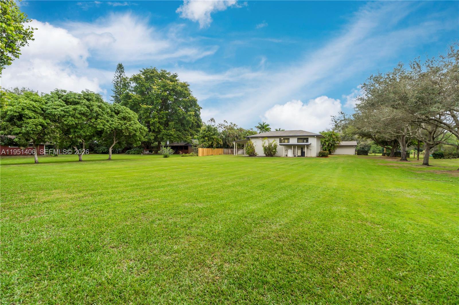 Paradise Farms - Residential