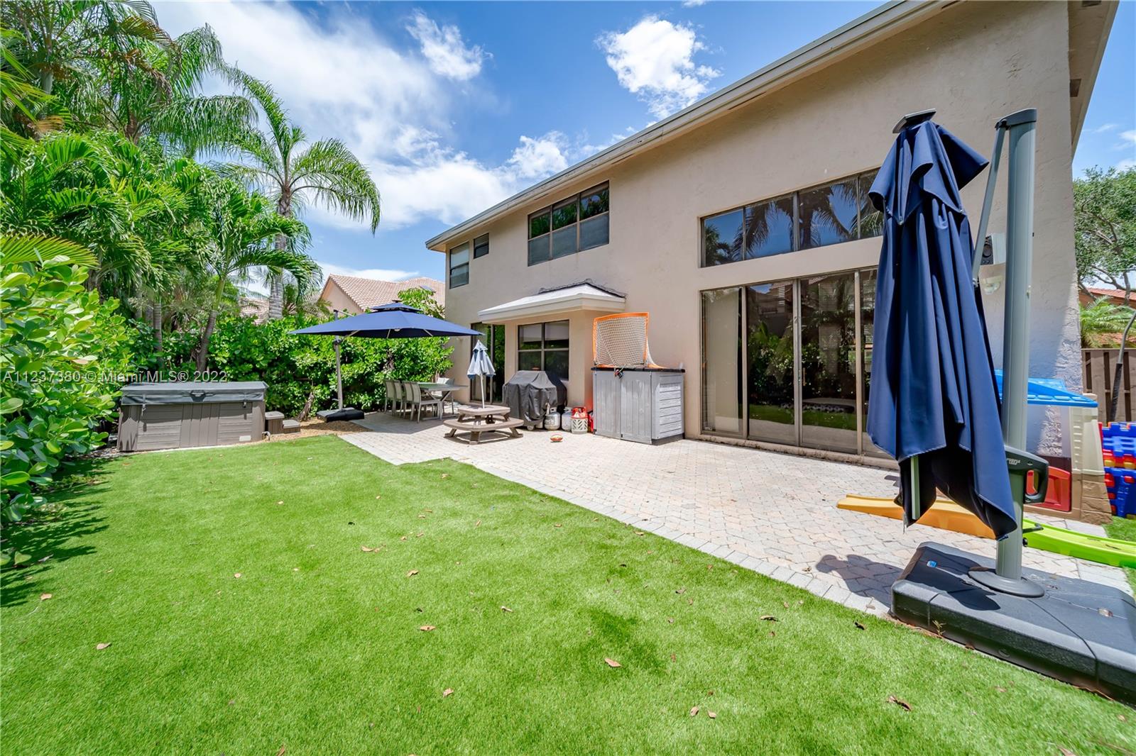 FOUNTAIN SPRING - Residential