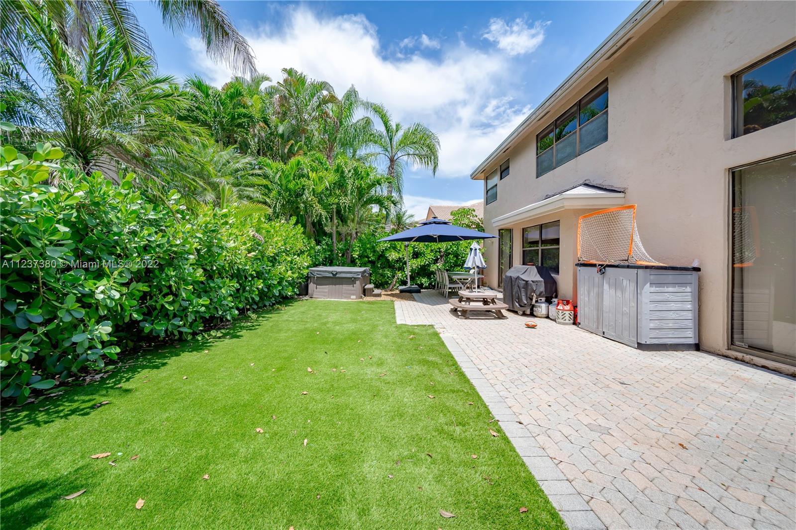 FOUNTAIN SPRING - Residential