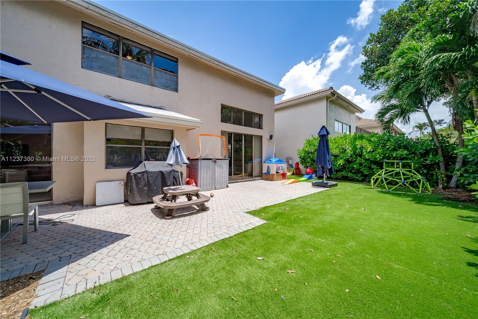 FOUNTAIN SPRING - Residential