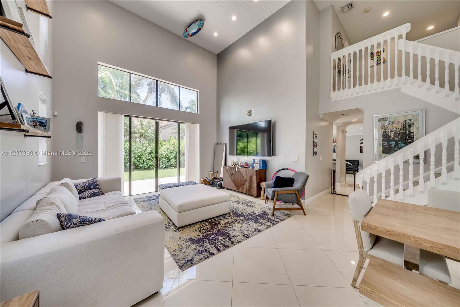 FOUNTAIN SPRING - Residential