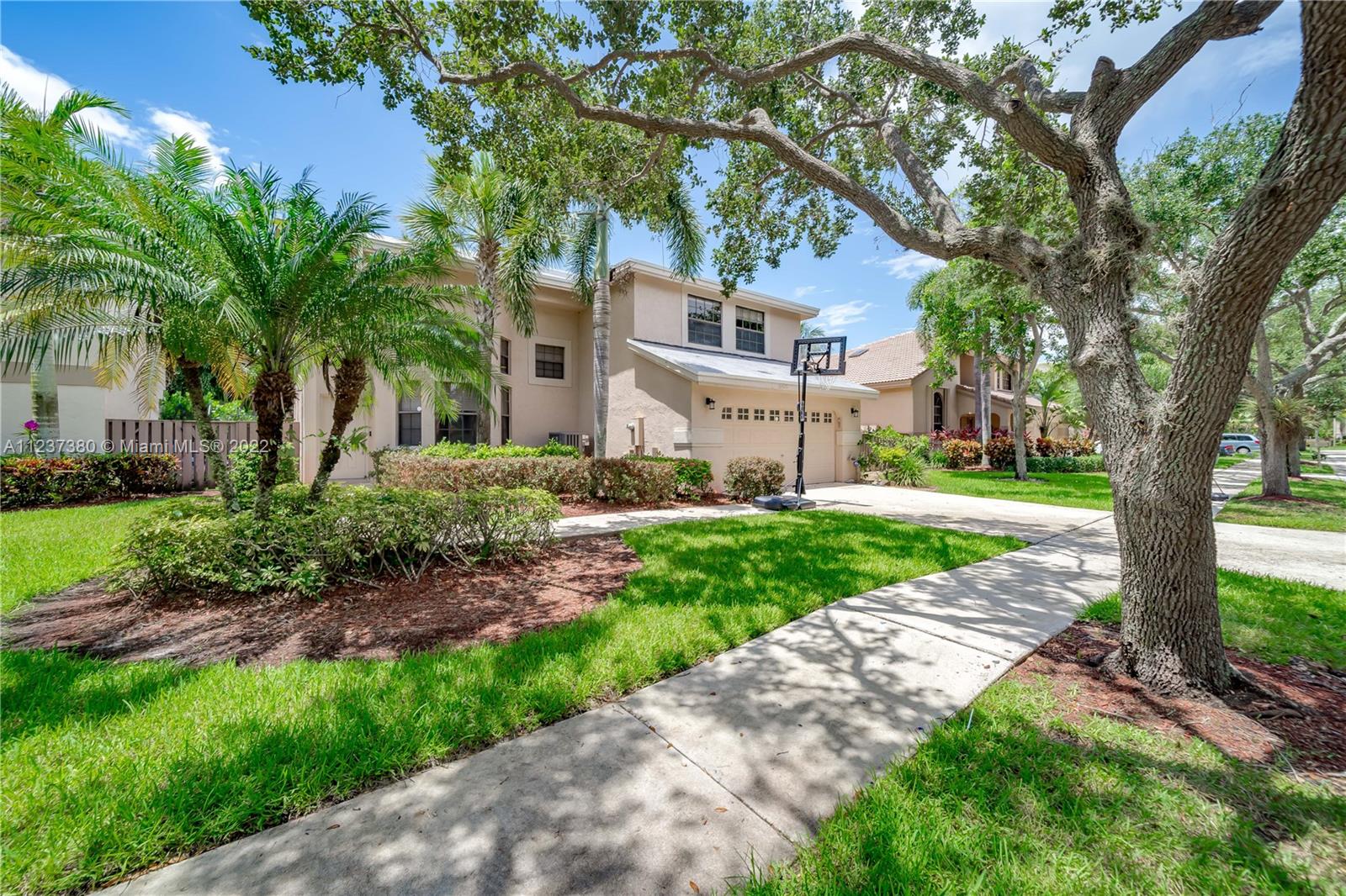 FOUNTAIN SPRING - Residential