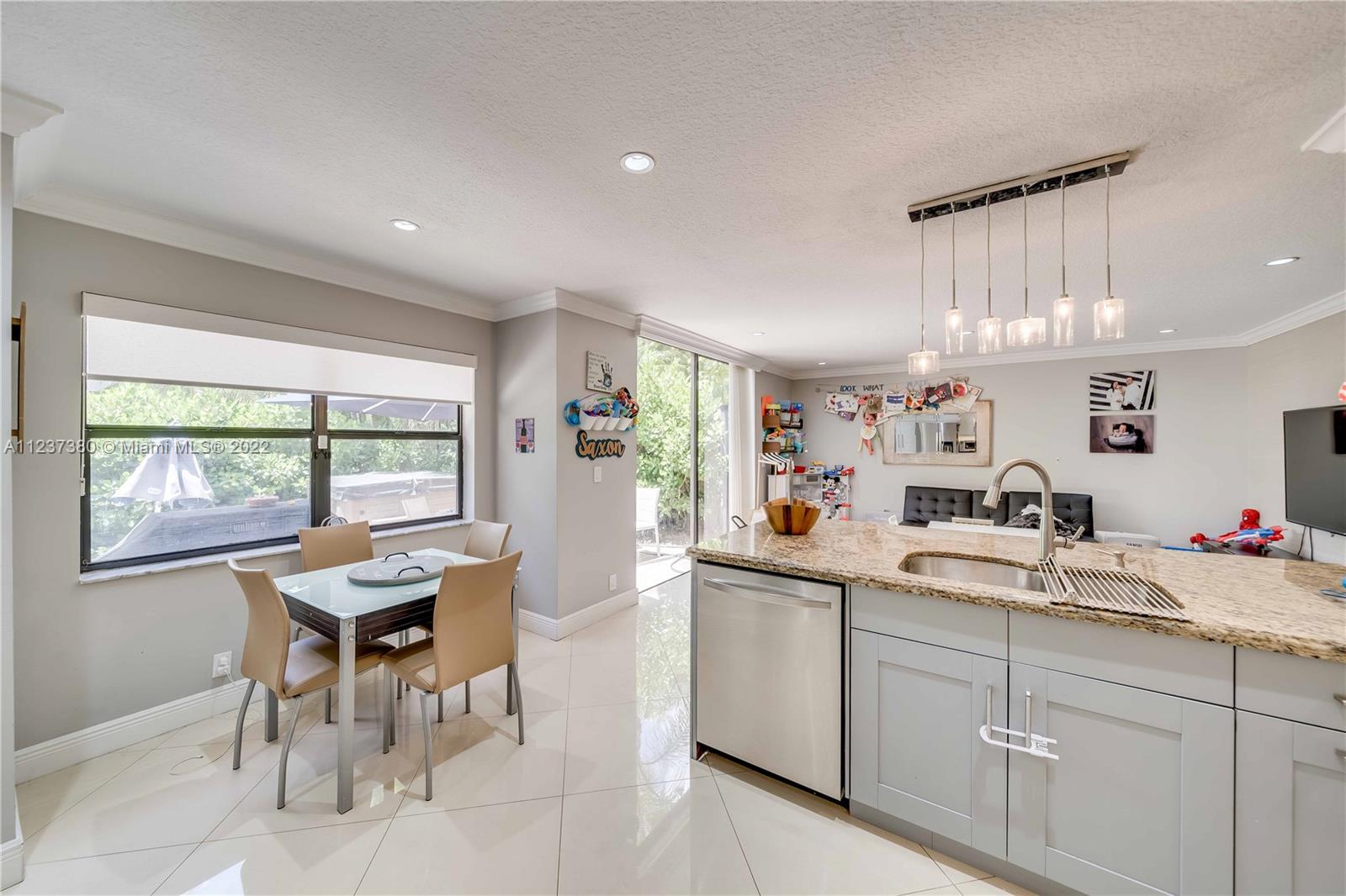 FOUNTAIN SPRING - Residential