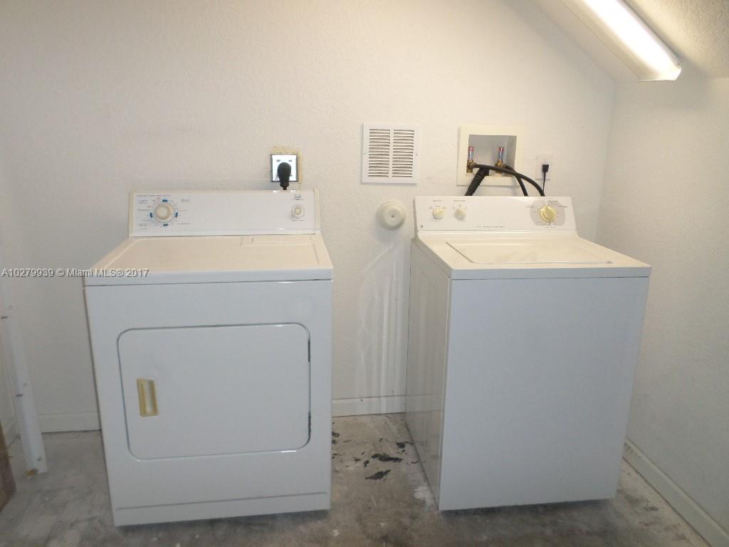 PRESERVE AT BOYNTON BEACH - Residential Lease