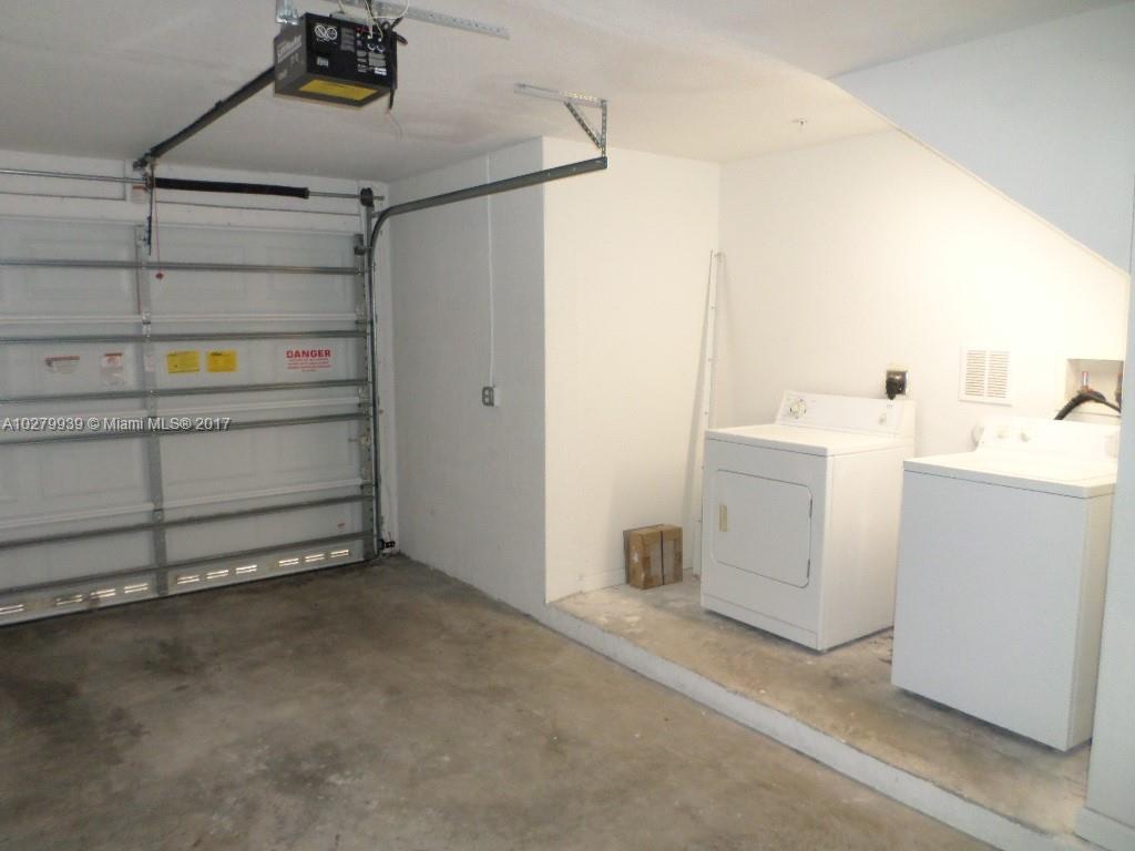 PRESERVE AT BOYNTON BEACH - Residential Lease