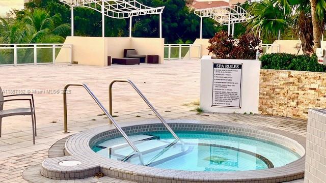 CORONADO CONDO- TOWER II - Residential