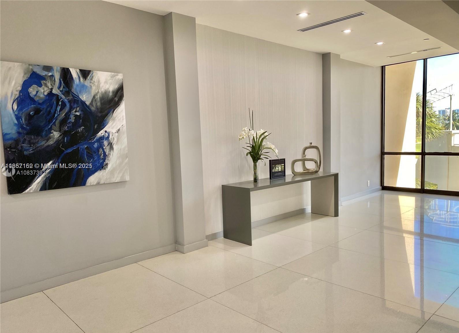 CORONADO CONDO- TOWER II - Residential