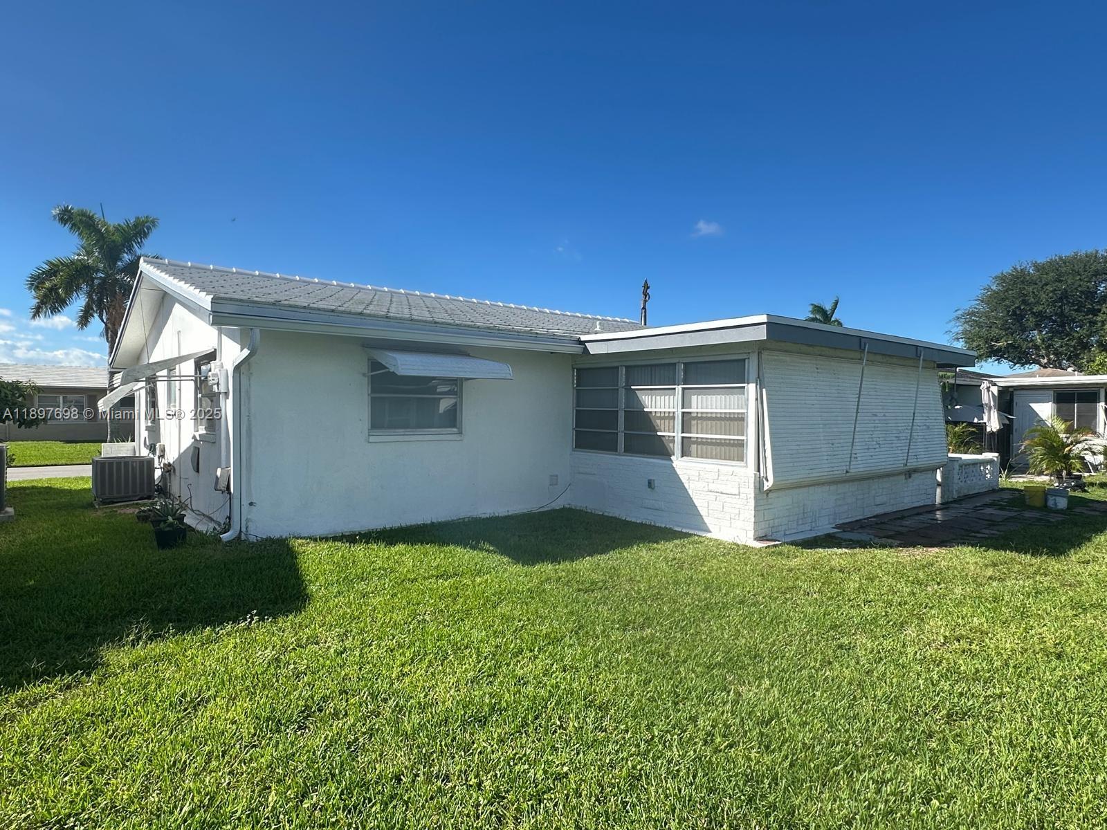 MAINLANDS OF TAMARAC LAKE - Residential