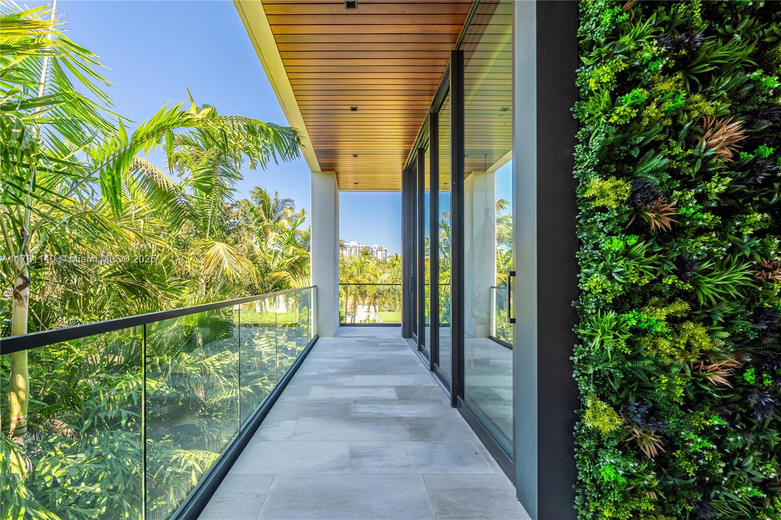 RIVO ALTO AMD - Residential