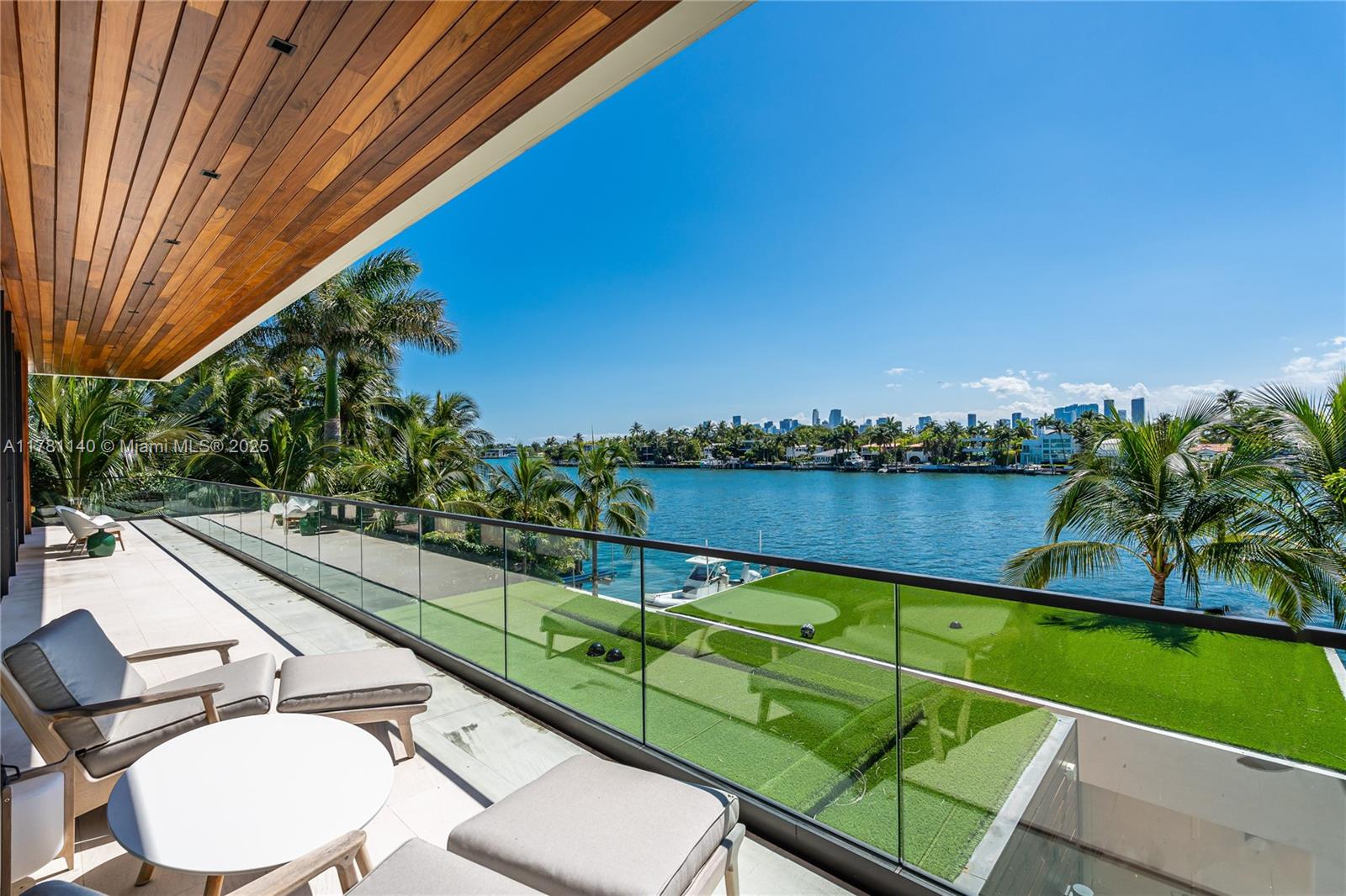 RIVO ALTO AMD - Residential