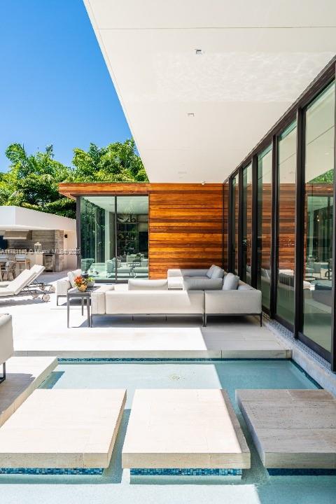 RIVO ALTO AMD - Residential